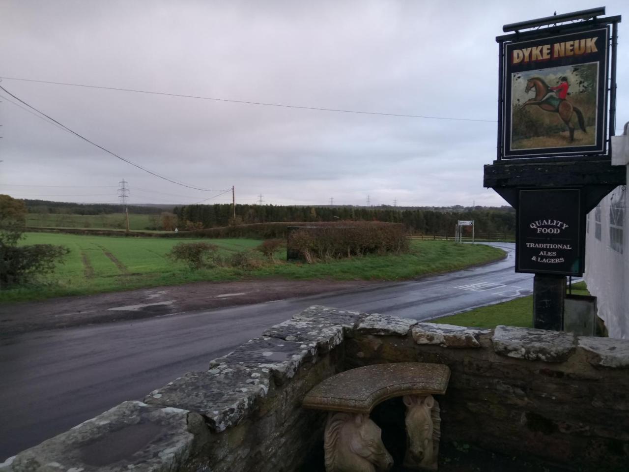 The Dyke Neuk Inn Meldon  Extérieur photo